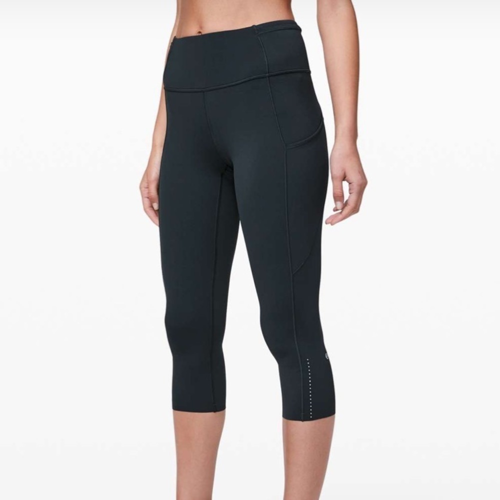 Lululemon women's Fast and Free Crop II 19" *Nulux Melanite size 4 style W6AS5S